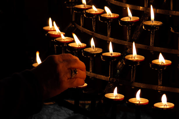 http://www.publicdomainpictures.net/view-image.php?image=16426&picture=candle-lighting